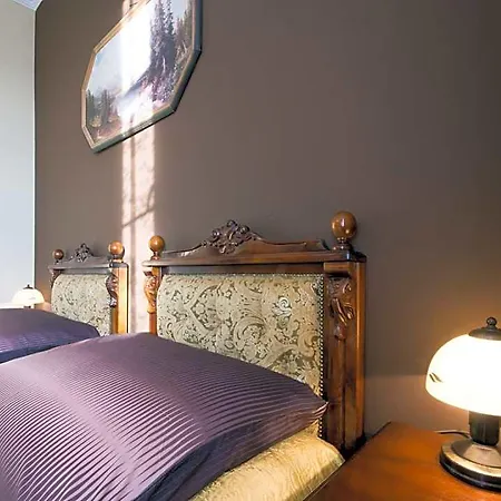 فندق مبيت وإفطار Gosciniec &