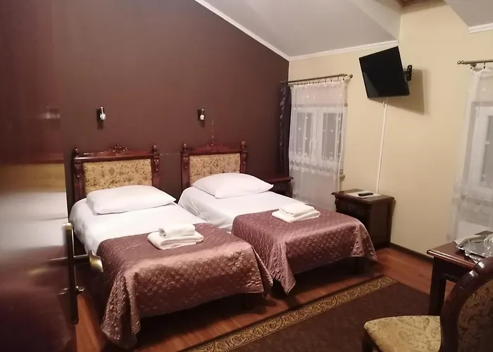 Alojamento de Acomodação e Pequeno-almoço Gosciniec & 4*